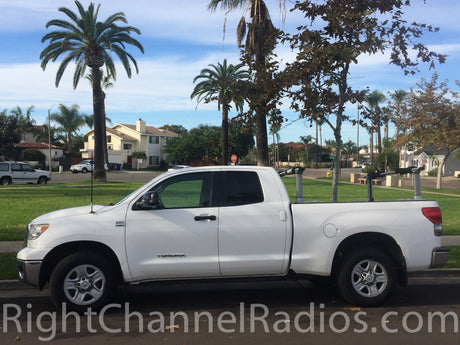 Toyota Tundra with 2007+ Antenna Mount and Firestik Antenna